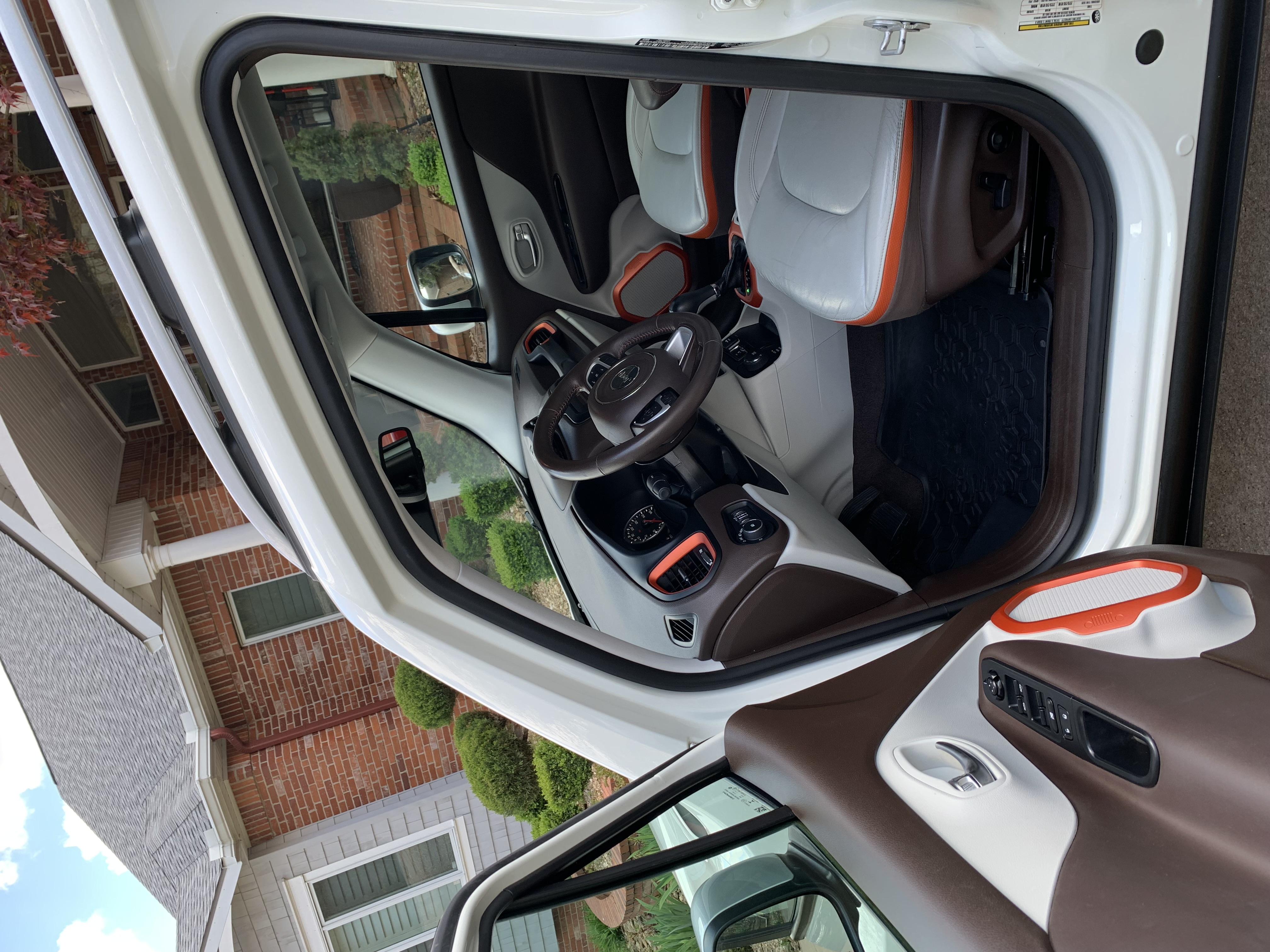 Used 2017 Jeep Renegade Limited AWD/4WD image 18