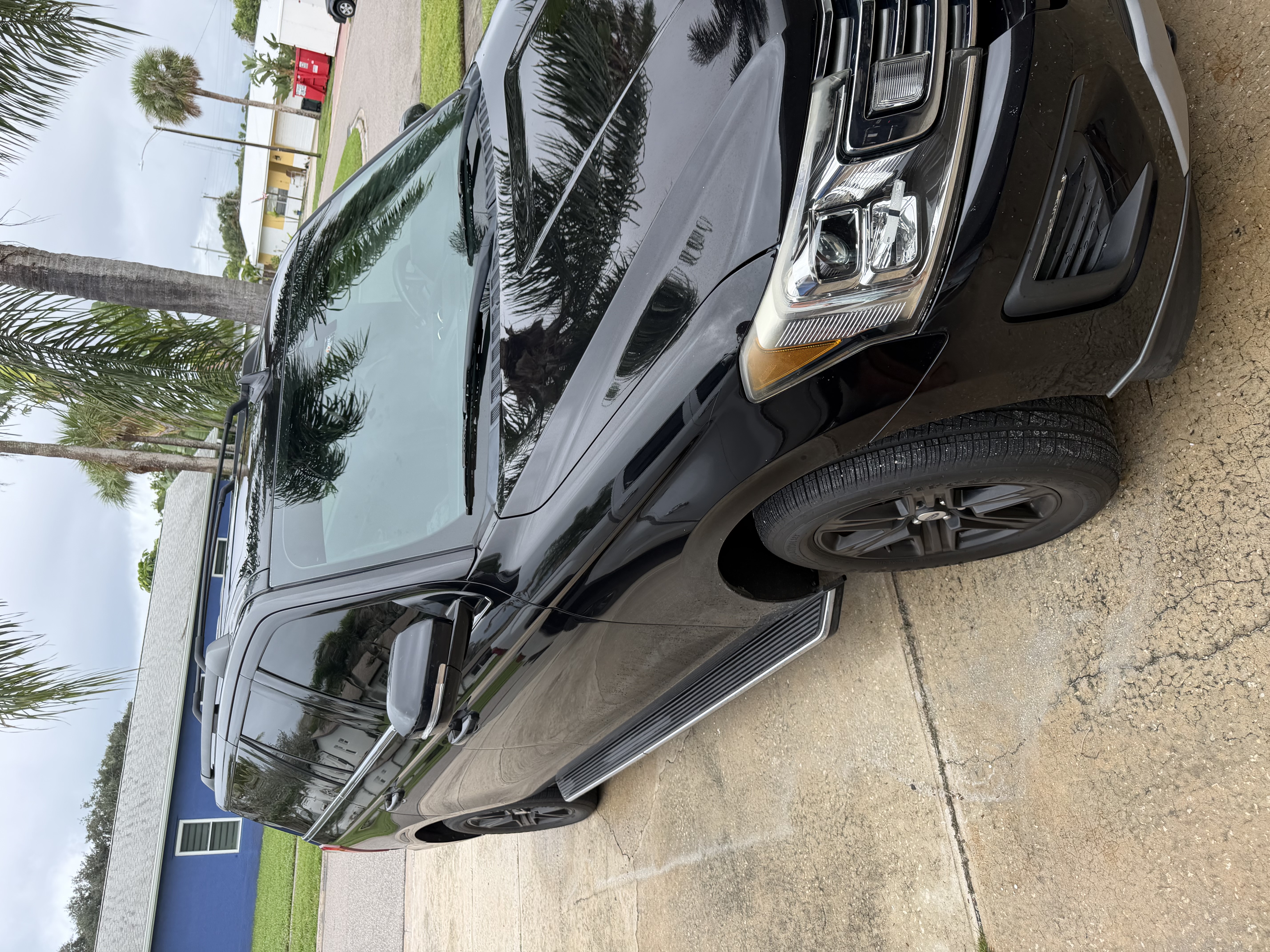 Used 2019 Ford Expedition Max XLT w/ Equipment Group 202A AWD/4WD image 8