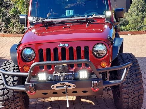 Used 2009 Jeep Wrangler X AWD/4WD image 1
