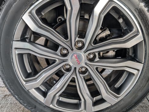 Used 2019 GMC Terrain Denali w/ Driver Alert Package II image 13