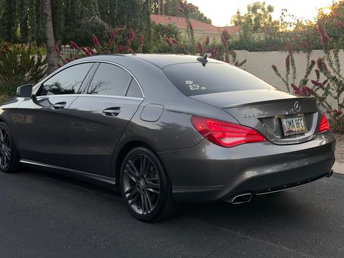 Used 2015 Mercedes-Benz CLA 250 image 4