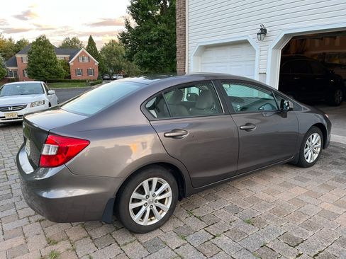 Used 2012 Honda Civic EX-L image 5