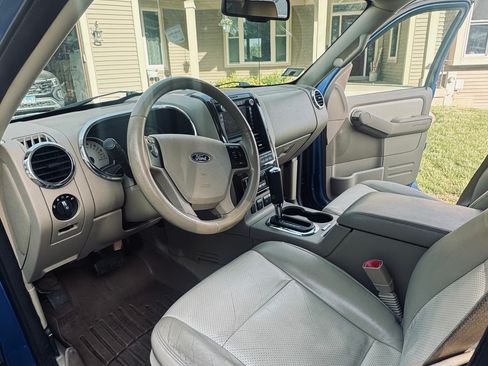 Used 2010 Ford Explorer Limited AWD/4WD image 17