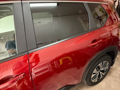 Used 2023 Nissan Rogue SV w/ SV Premium B Package image 15