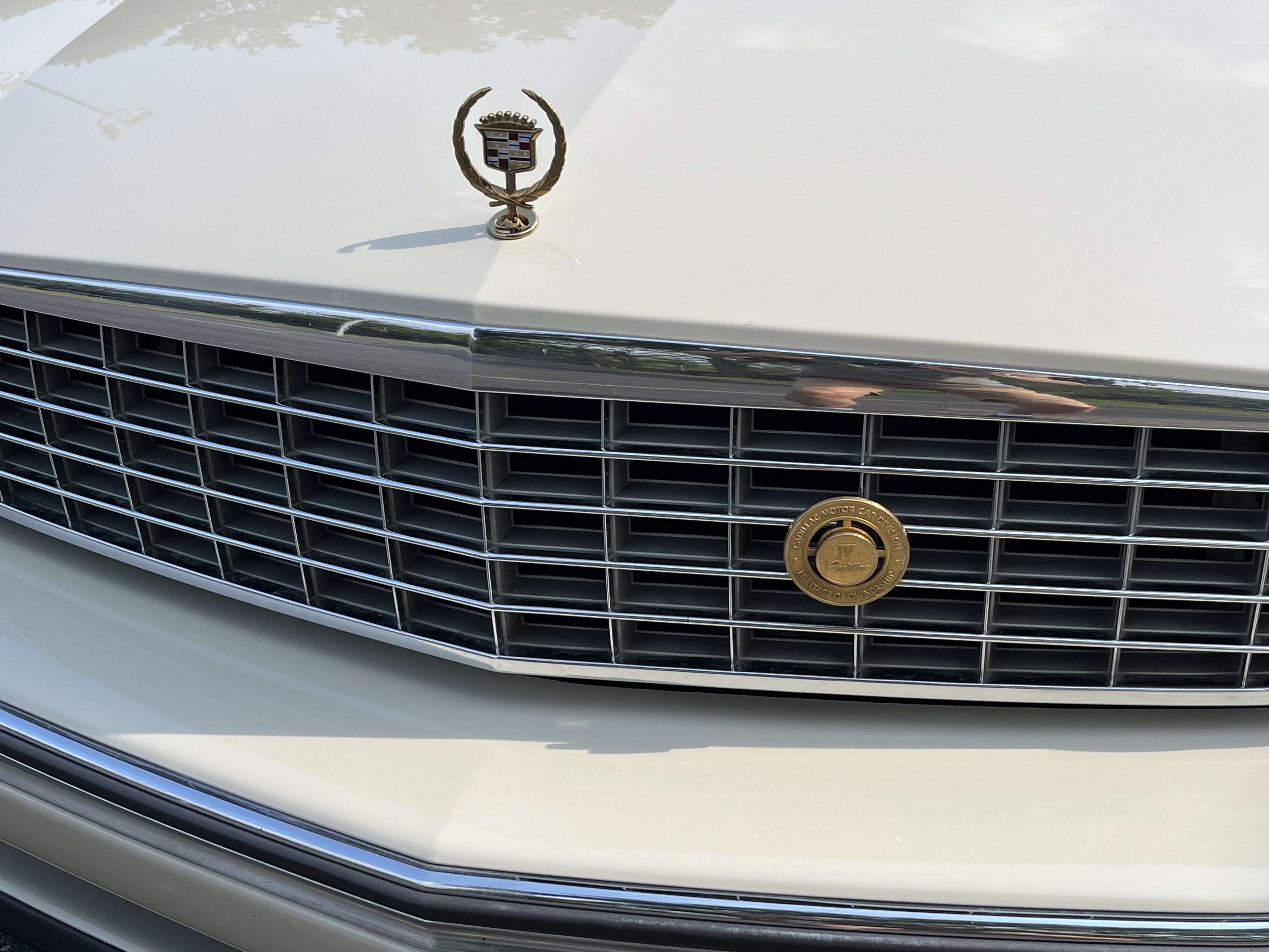 Used 1996 Cadillac De Ville Sedan FWD image 8