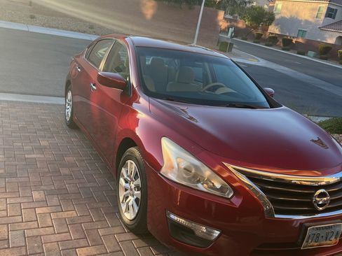 Used 2015 Nissan Altima 2.5 S w/ Power Driver Seat Package image 1