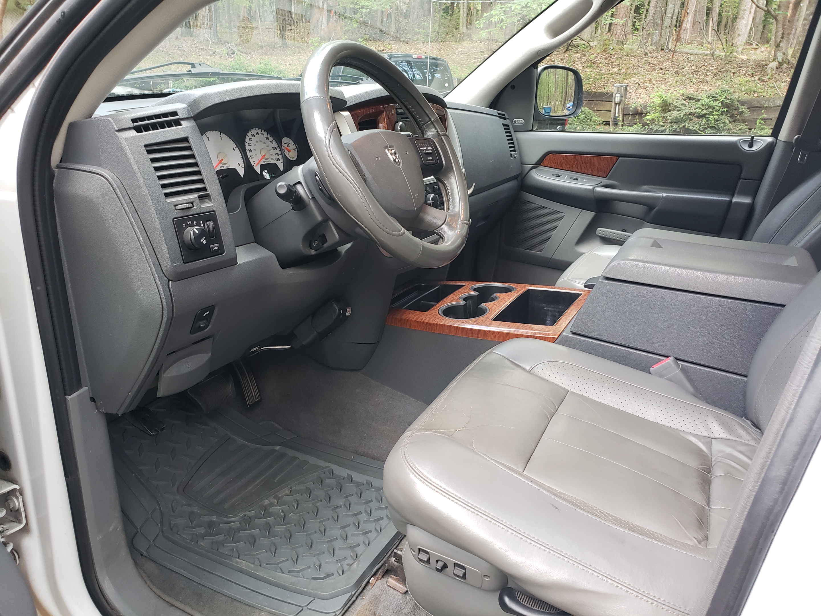 Used 2006 Dodge Ram 2500 Truck Laramie AWD/4WD image 10
