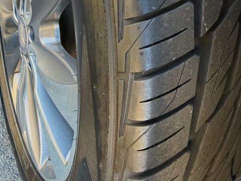 Used 2014 Mercedes-Benz GL 450 4MATIC image 28