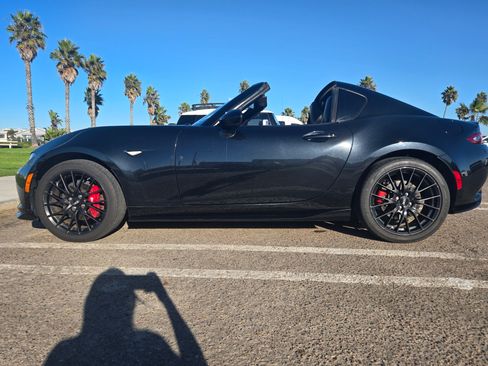 Used 2017 MAZDA MX-5 Miata RF Club w/ Brembo/BBS Package image 2