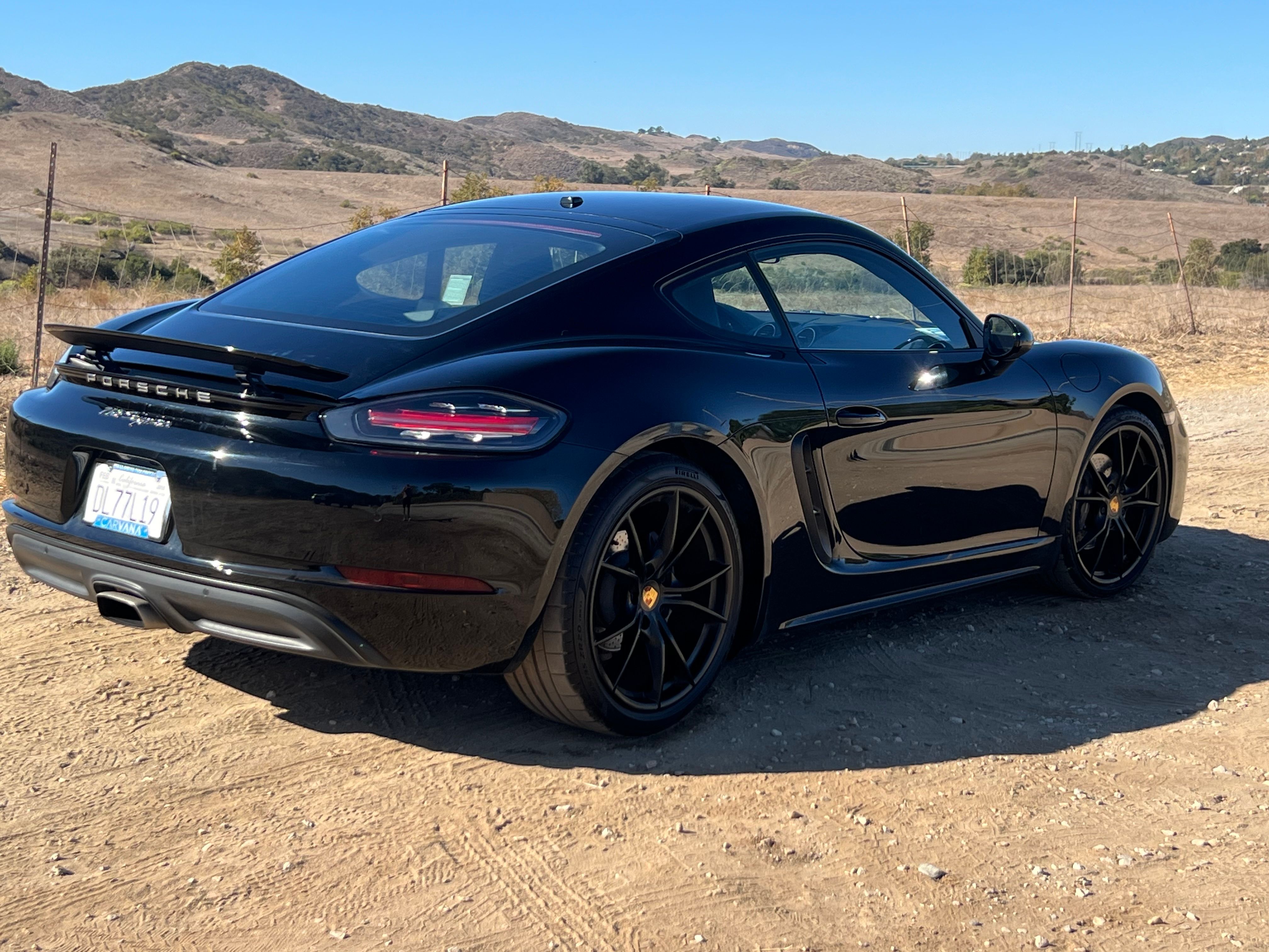 Used 2018 Porsche 718 Cayman RWD image 5