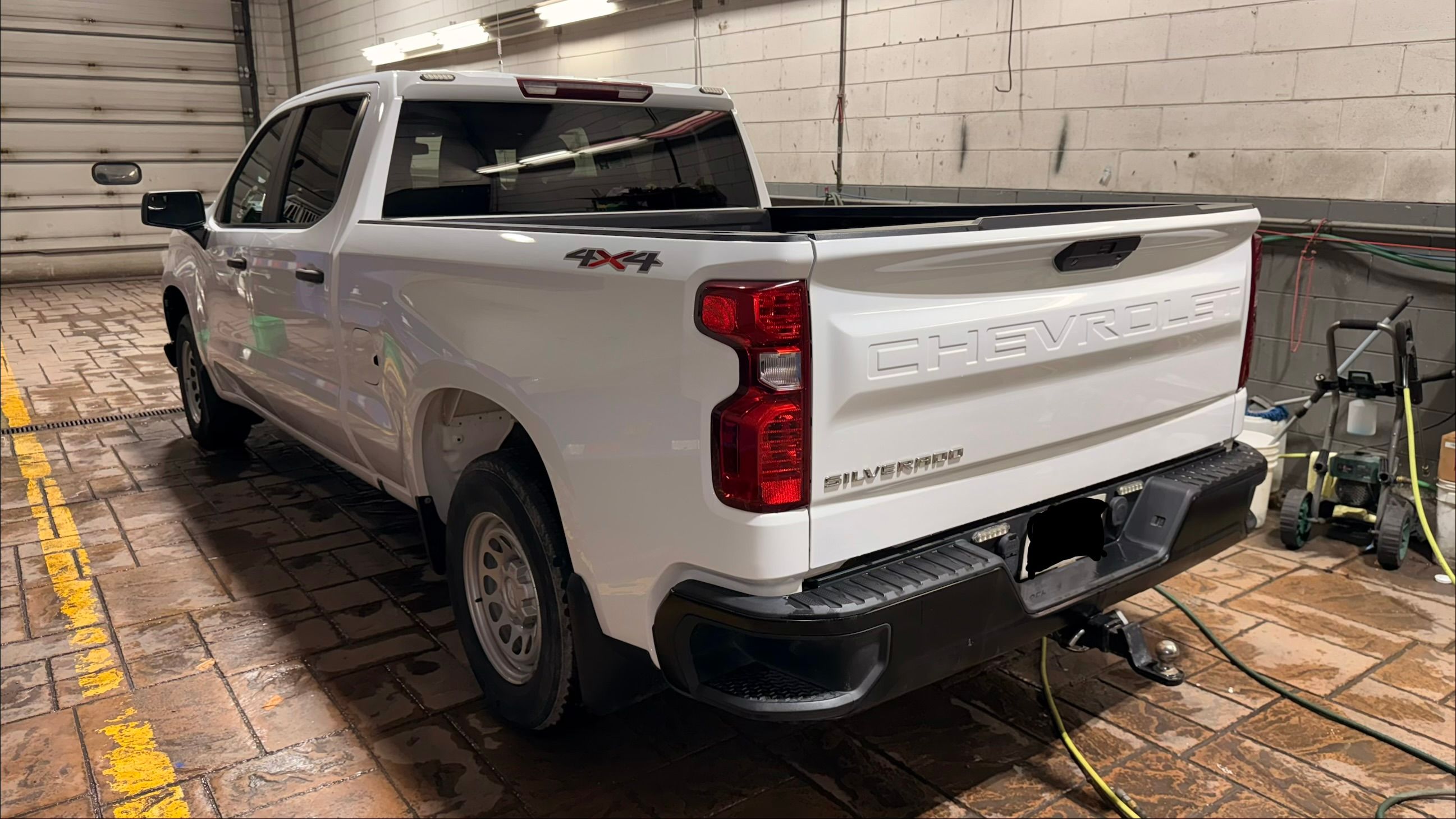 Used 2020 Chevrolet Silverado 1500 W/T w/ WT Value Package AWD/4WD image 5