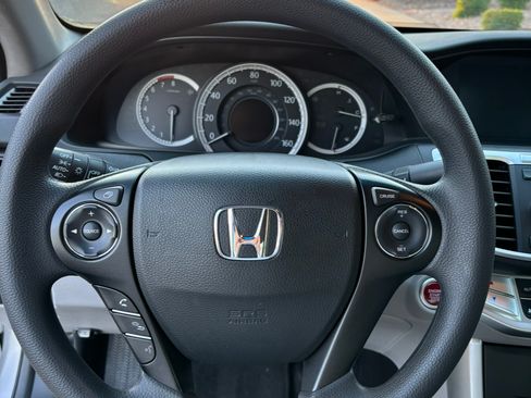 Used 2015 Honda Accord EX image 14