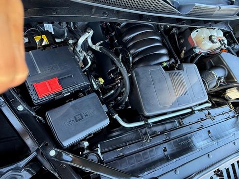 Used 2021 Chevrolet Silverado 1500 High Country w/ Z71 Off-Road Package image 20