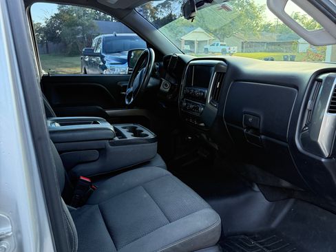 Used 2018 Chevrolet Silverado 1500 LT w/ Texas Edition image 10