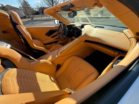 Used 2023 Chevrolet Corvette Stingray Premium Conv w/ Z51 Performance Package image 24