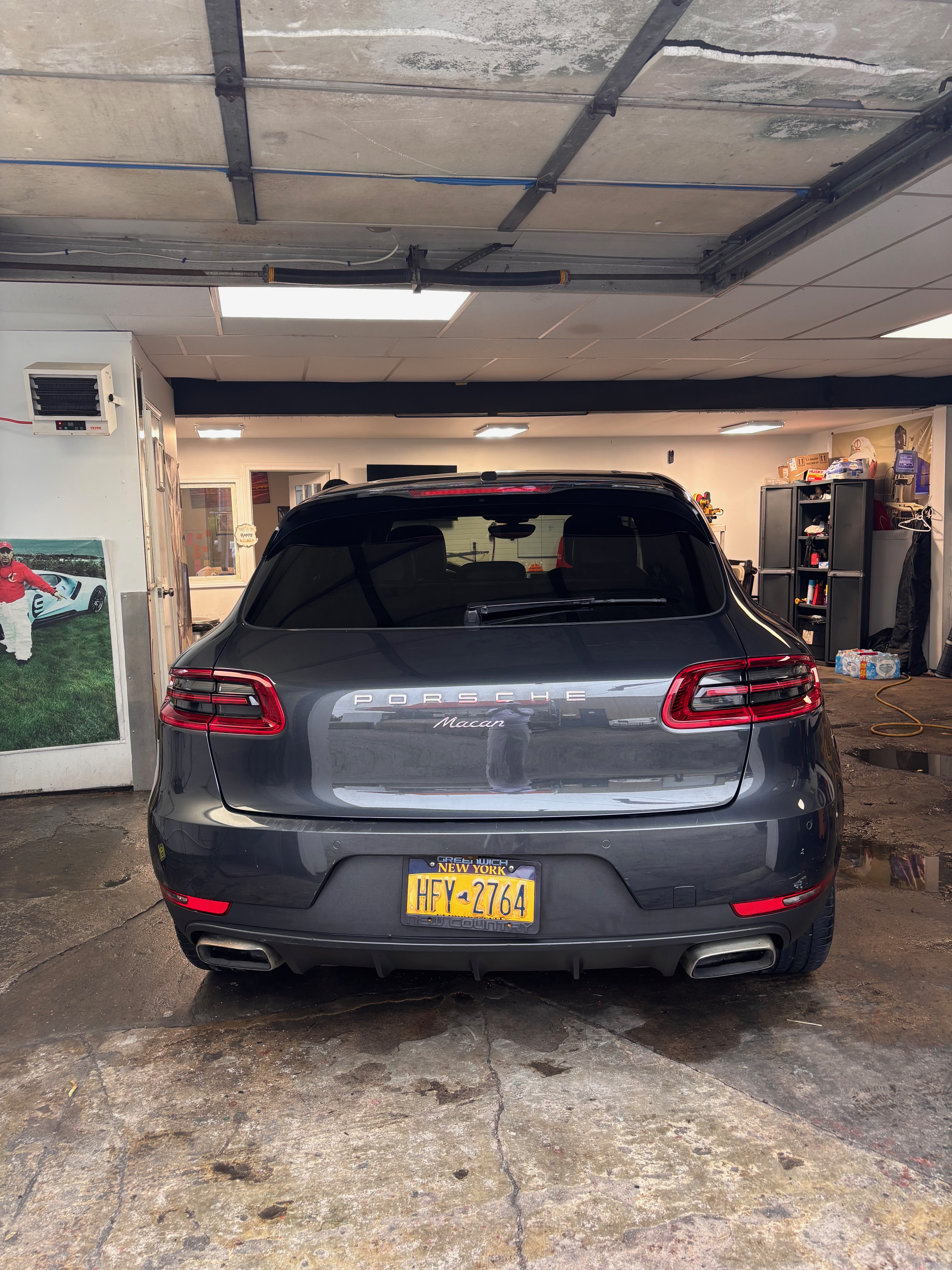 Used 2018 Porsche Macan Sport Edition AWD/4WD image 5