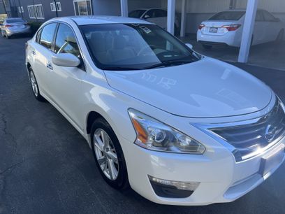 Used 2013 Nissan Altima 2.5 SV