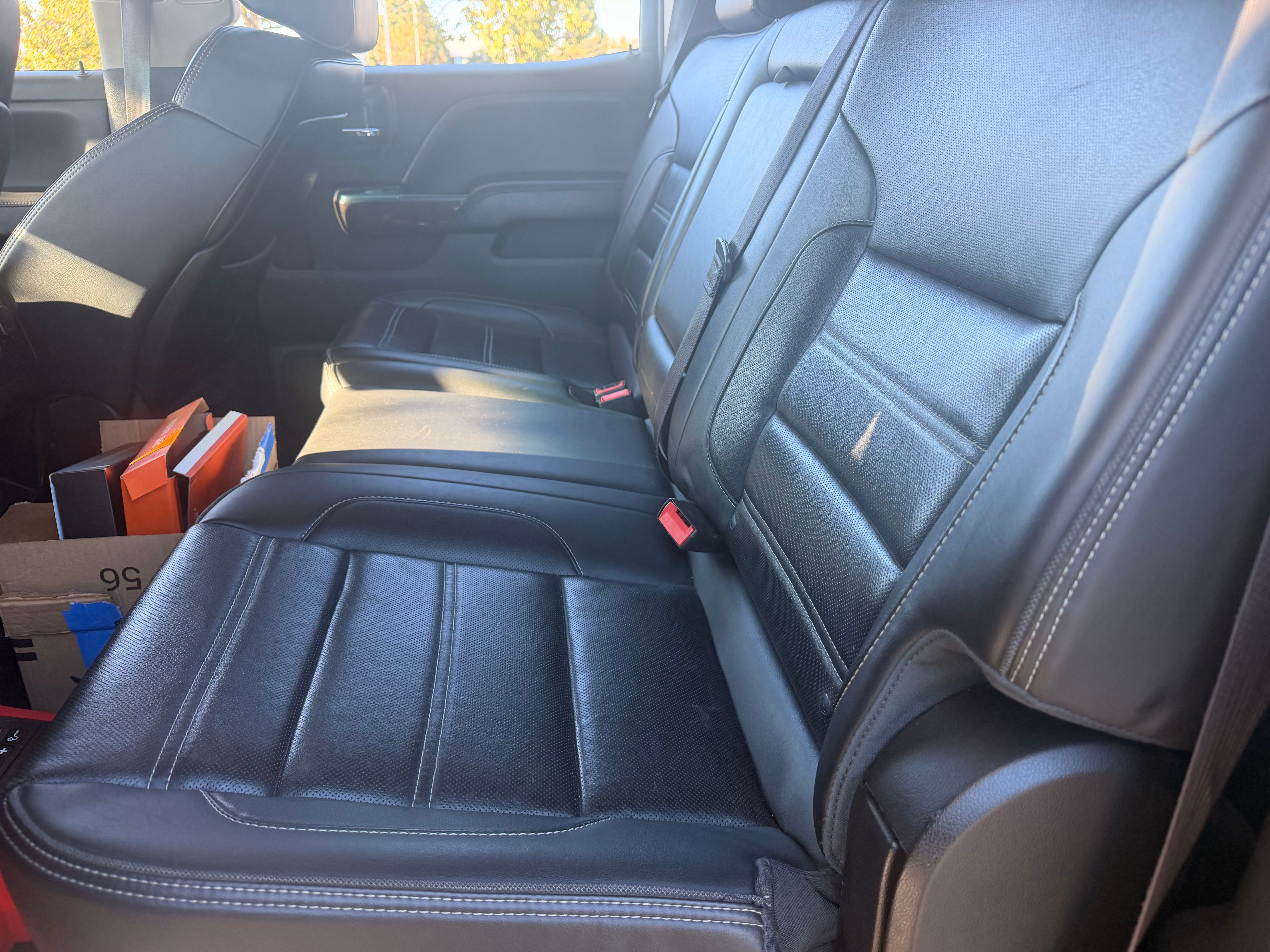 Used 2015 GMC Sierra 2500 Denali w/ Duramax Plus Package AWD/4WD image 14