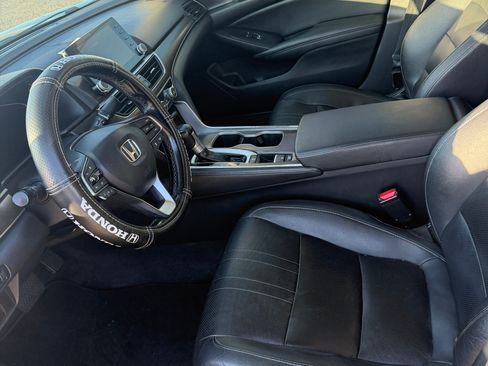 Used 2020 Honda Accord EX-L image 10