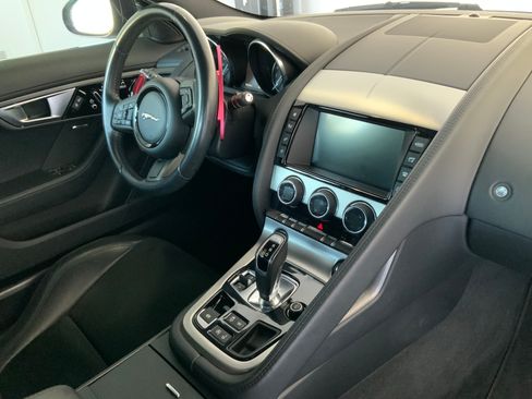 Used 2016 Jaguar F-TYPE Coupe image 14