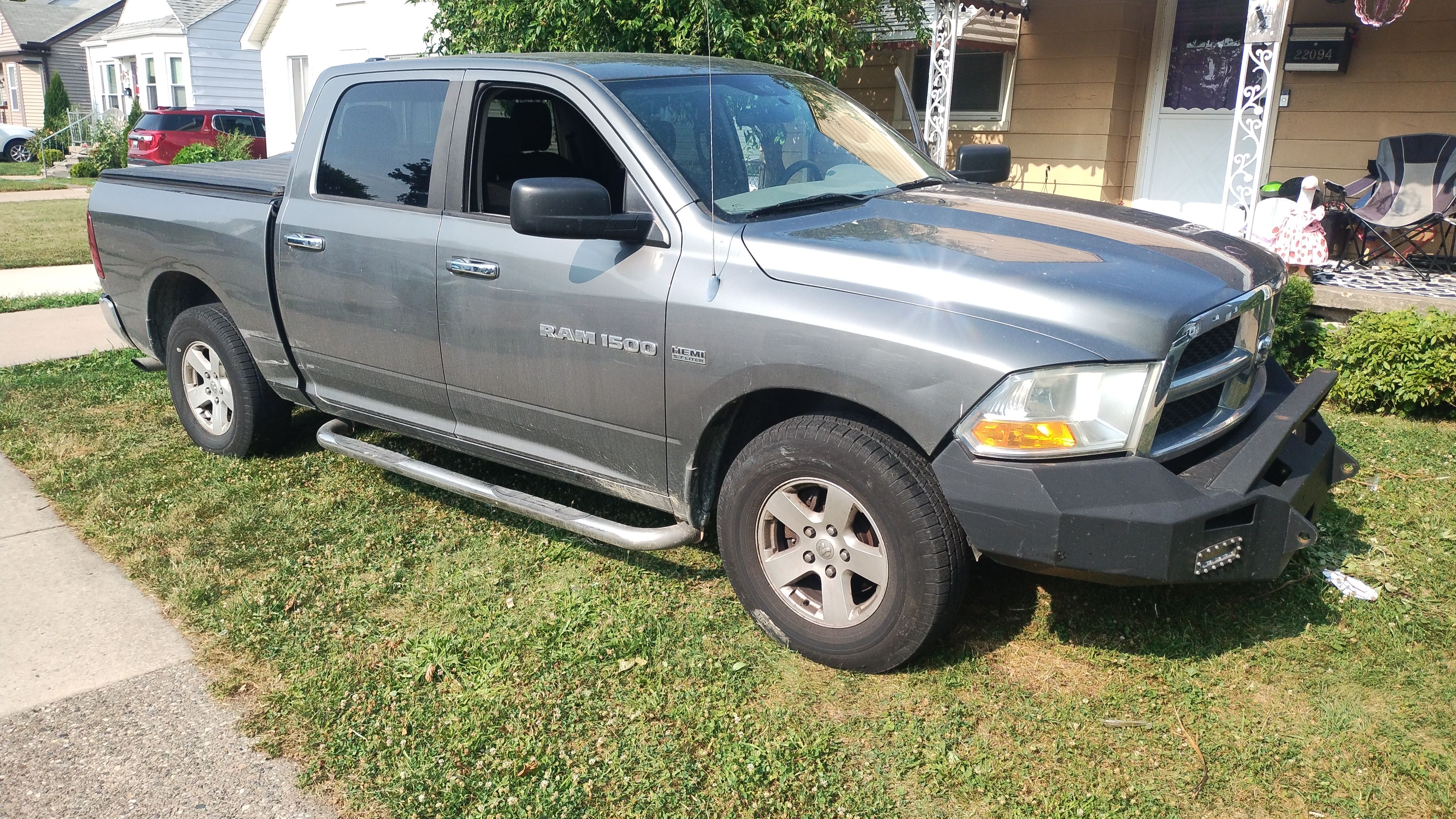 Used 2011 RAM 1500 Classic SLT AWD/4WD image 5