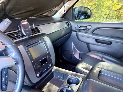 Used 2013 Chevrolet Silverado 1500 LTZ w/ LTZ Plus Package image 16