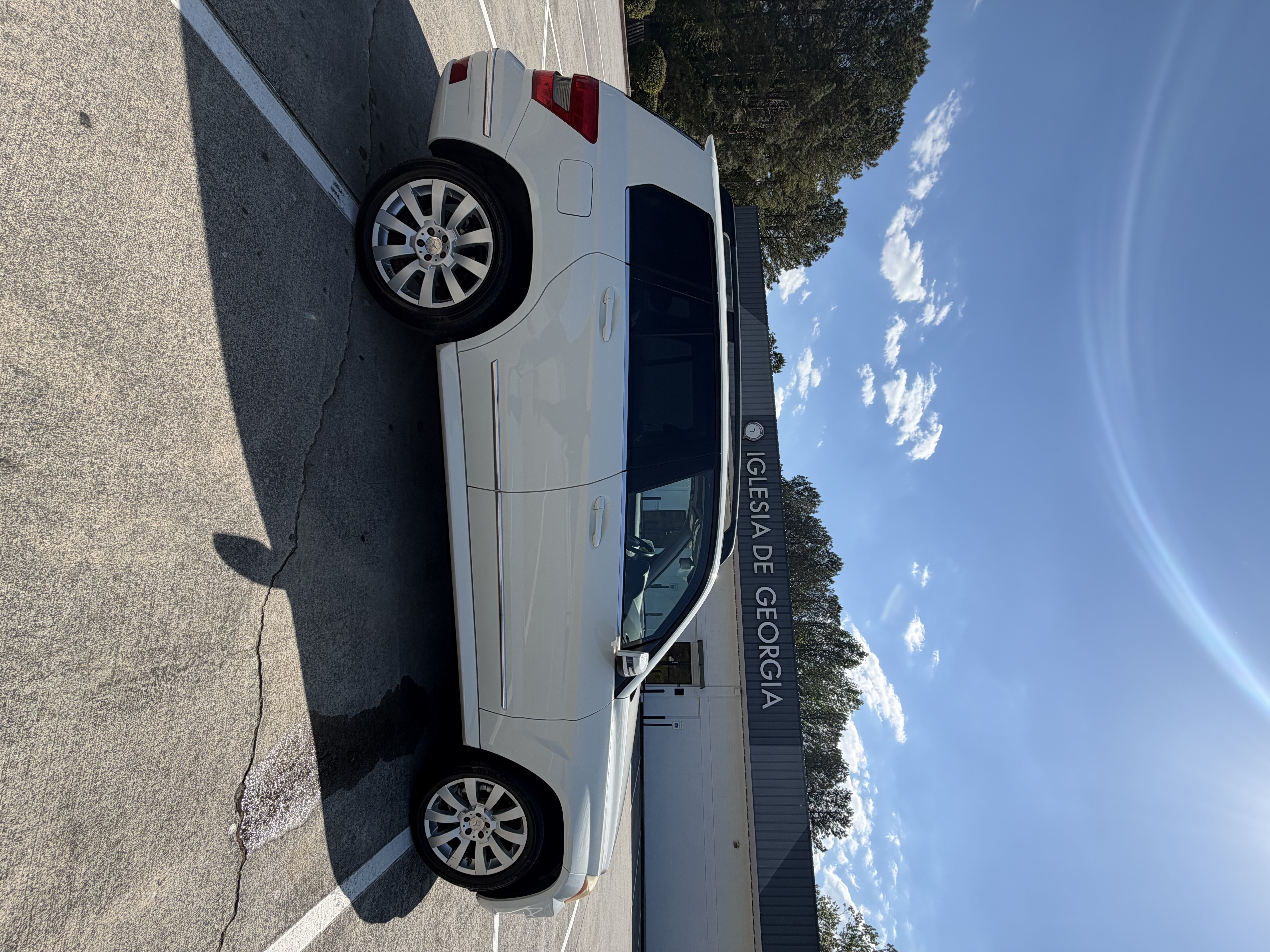 Used 2011 Mercedes-Benz GLK 350 2WD image 4