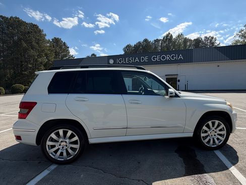Used 2011 Mercedes-Benz GLK 350 2WD image 4