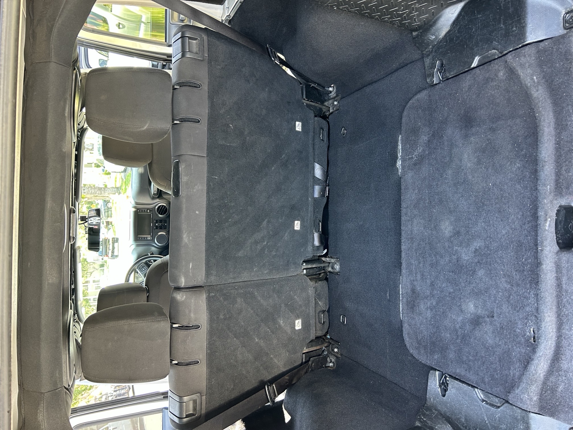 Used 2018 Jeep Wrangler Unlimited Sport S AWD/4WD image 9