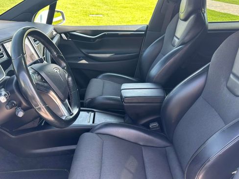 Used 2016 Tesla Model X 90D AWD/4WD image 14