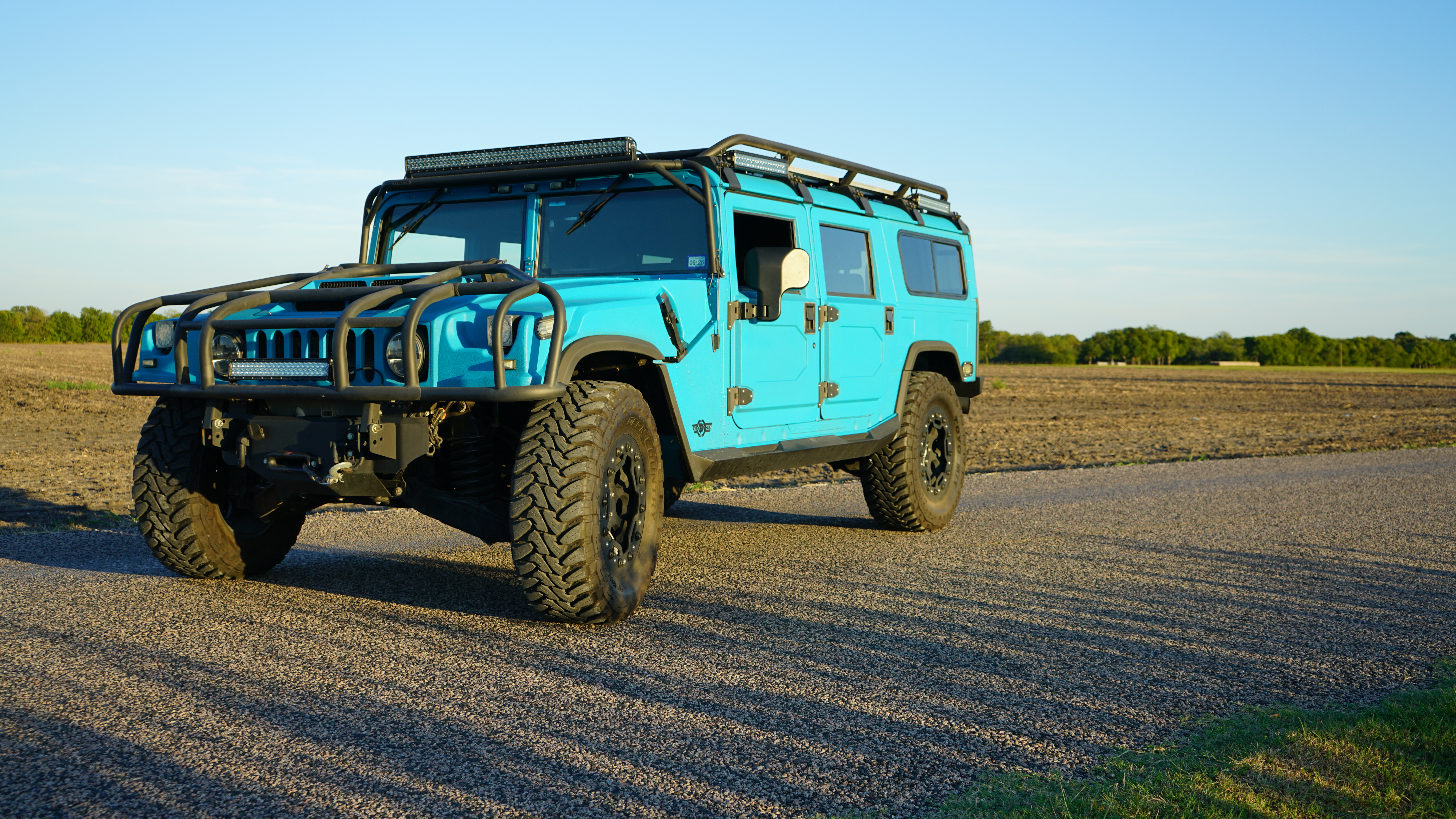Used 2000 HUMMER H1 4-Door Wagon AWD/4WD image 2