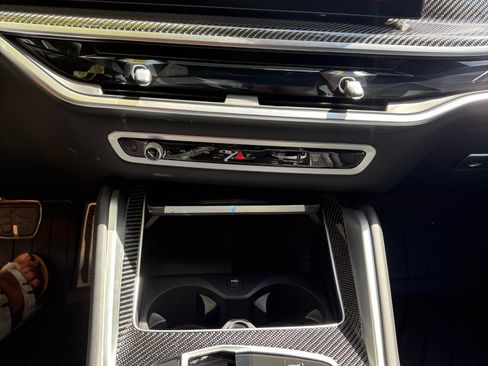 Used 2025 BMW X6 M60i w/ Executive Package image 9