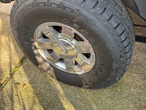 Used 2006 HUMMER H3 image 9