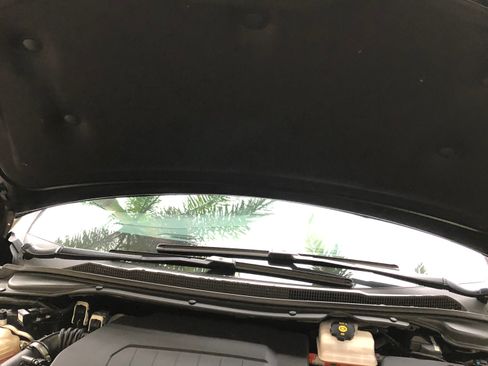 Used 2016 Cadillac ELR w/ Performance Package image 23