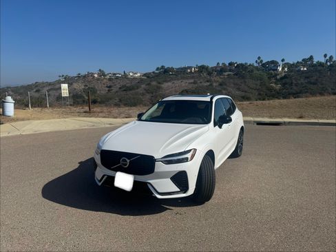 Used 2024 Volvo XC60 B5 Plus w/ Protection Package Premier image 1