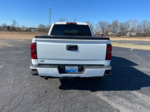 Used 2017 Chevrolet Silverado 1500 LT w/ All Star Edition AWD/4WD image 6