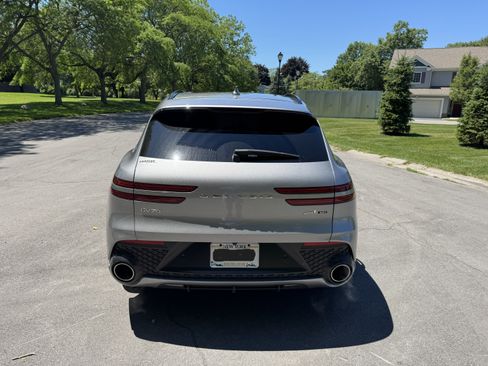 Used 2022 Genesis GV70 3.5T Sport w/ Sport Prestige Package AWD/4WD image 2