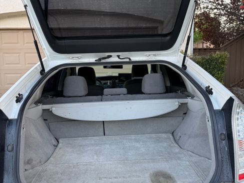 Used 2010 Toyota Prius Two image 8