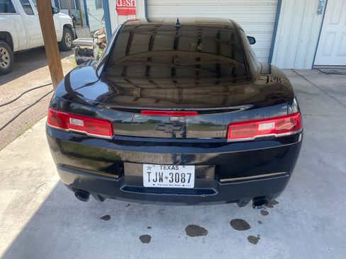 Used 2014 Chevrolet Camaro LS RWD image 6