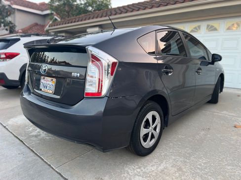 Used 2015 Toyota Prius Two image 8