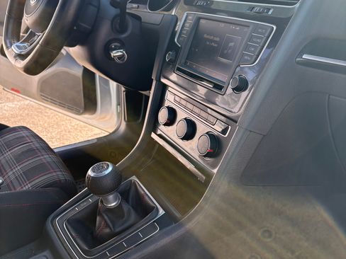 Used 2017 Volkswagen Golf Autobahn Hatchback Sedan 4D image 15