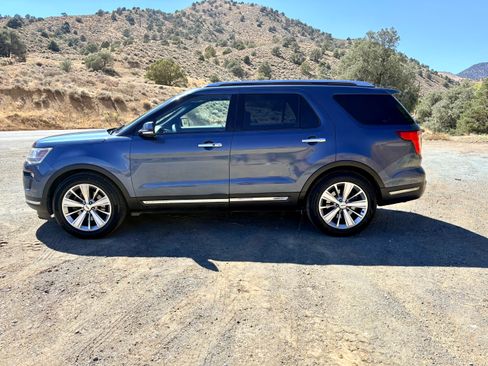 Used 2019 Ford Explorer Limited w/ Class III Trailer Tow Package FWD image 10