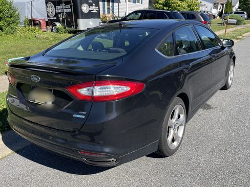 Used 2014 Ford Fusion SE FWD image 5