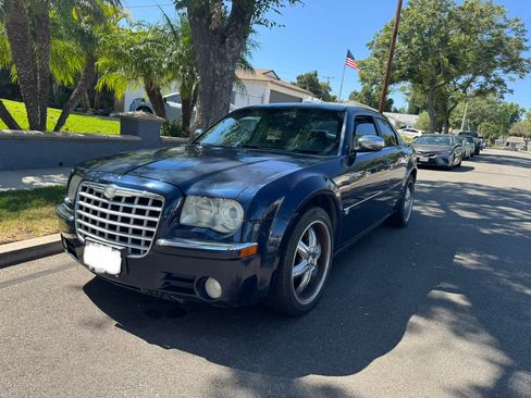 Used 2006 Chrysler 300 C RWD image 1