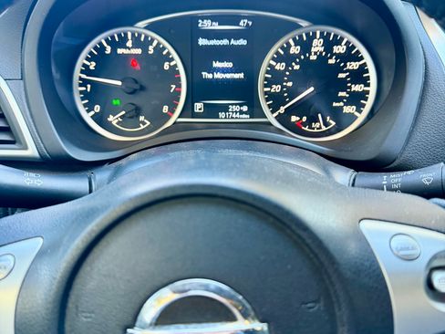 Used 2016 Nissan Sentra SV w/ Style Package image 29