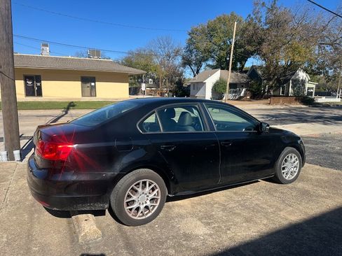 Used 2012 Volkswagen Jetta SE image 4