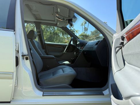 Used 1998 Mercedes-Benz C 280 Sedan image 28