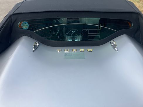 Used 2008 Saturn Sky Red Line image 9