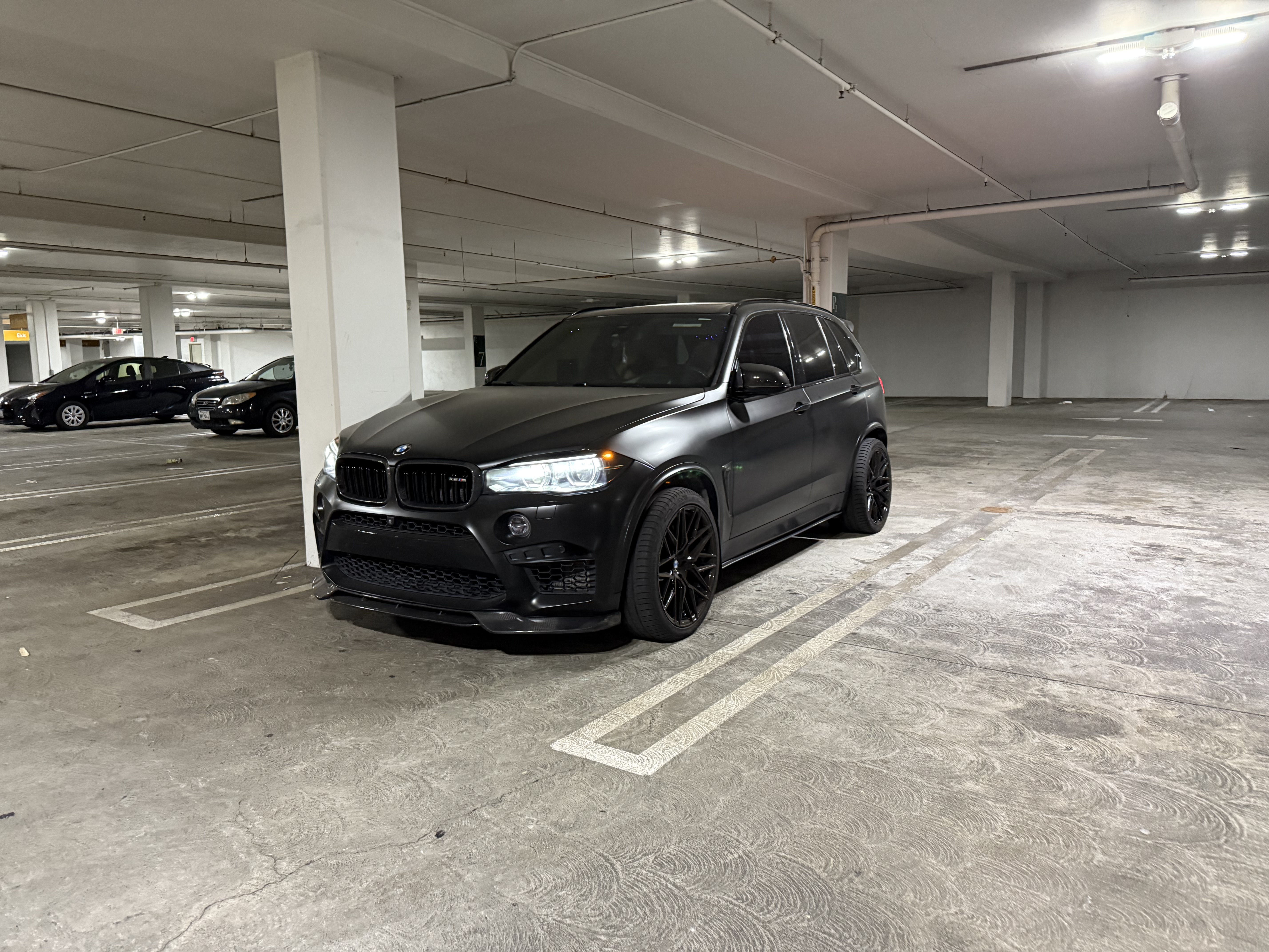 Used 2018 BMW X5 M AWD/4WD image 4