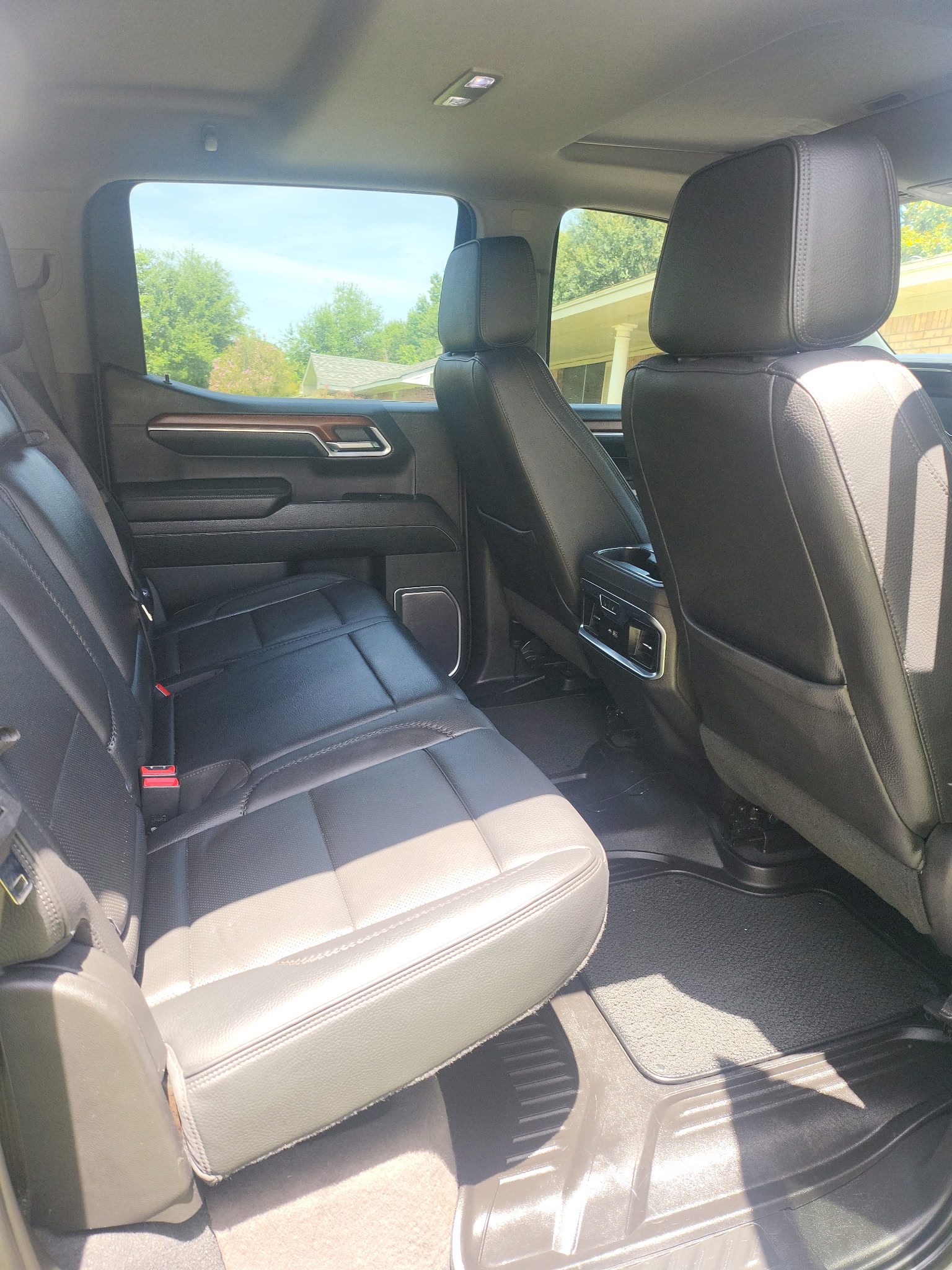 Used 2023 GMC Sierra 1500 Denali w/ Denali Reserve Package AWD/4WD image 10